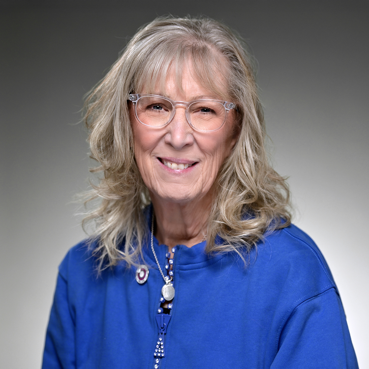 TOS_Headshot2026_Angela Golden